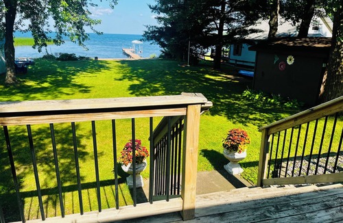 Vineland Cabin | Lakefront Cabin on Mille Lacs: Dock, Sandy Beach, Casino & Boat Launch nearby!
