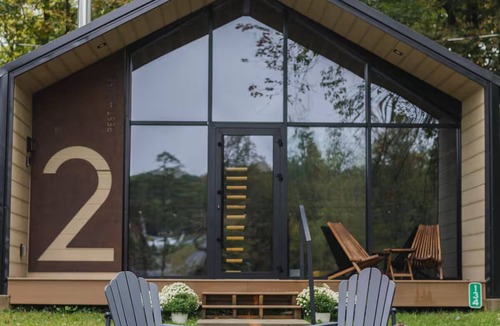 Scotrun Ski Chalet | Lakefront Cabin Pocono #2/Leisure Lake Resort