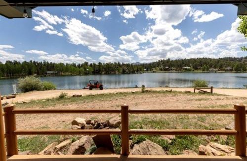 Red Feather Lakes House | Lakefront Cabin with BBQ Grill, Perfect for a Weekend of Fishing in Red Feather Lakes, Colorado
