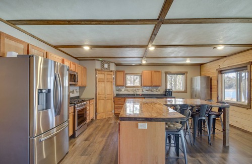 Park Rapids Cabin | Lakefront Cabin w/Boat Dock in Park Rapids