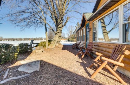 Cecil House | Lakefront Cabin w/Shared Beach in Cecil!