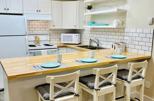 Sylvan Lake Condo | Lakefront condo!