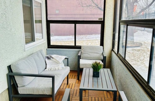 Sylvan Lake Condo | Lakefront condo!
