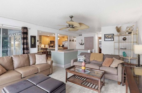 Village of Four Seasons Condo | Lakefront Condo With 2 Pools, Courts, Trails & Patios at 12mm