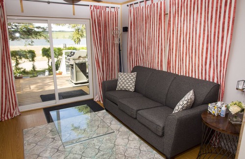 Manitou Beach Cottage | Lakefront Cottage in Manitou Beach - Three Bedroom Cottage, Sleeps 8