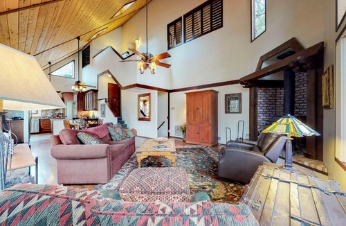 Groveland House | Lakefront Days (15-084)