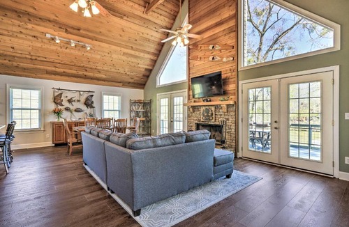 Eatonton House | Lakefront Eatonton Home: Boat Dock + Fire Pit