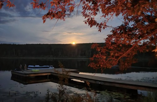 Cranbrook House | Lakefront escape perfect for the family