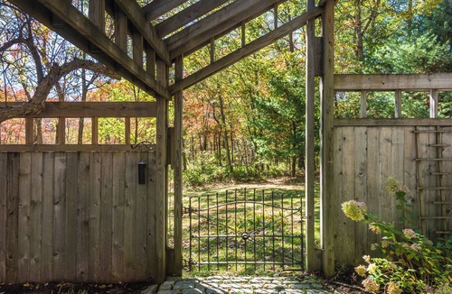 Town of Copake House | Lakefront Estate - Private Dock, Guest House & Room for 14