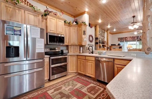 Garden City House | Lakefront Family Retreat Sleeps 24 Private Hot Tub, Playground & Beach Bear Lake