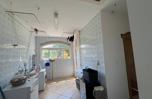 Itu Condo | Lakefront family retreat in a private gated community. Pool, sauna and BBQ area