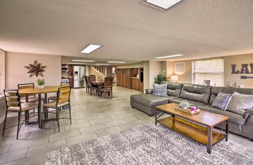 Lake Hamilton House | Lakefront Gem w/Docks on Central Ave