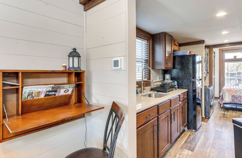 Morganton House | Lakefront Gem w/Resort Perks: Morganton Tiny Home