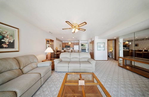 Lake of the Ozarks Condo | Lakefront Getaway at Bay Point Village