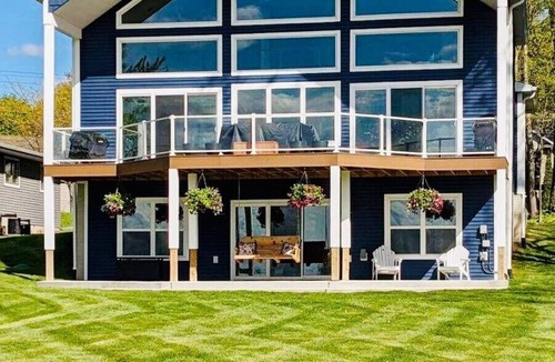 Brooklyn House | Lakefront Getaway with Sunset Views AND Hot Tub!