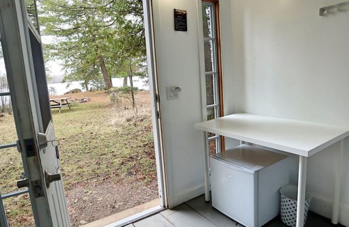 Killaloe Cabin | Lakefront Glamping Cabin for Family Getaways on Golden Lake
