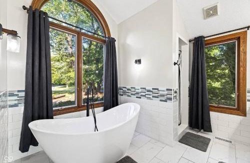 Pimento House | Lakefront Group Stay, Sleeps 19, Indoor Pool, Hot Tub, Arcades