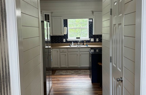 Seneca House | Lakefront Home- Dock + Firepit - 5 Min to Clemson