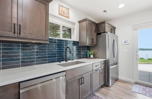 Chester House | Lakefront home perfect for families, friends, and couples looking for a peaceful getaway. Sleeps 8-12