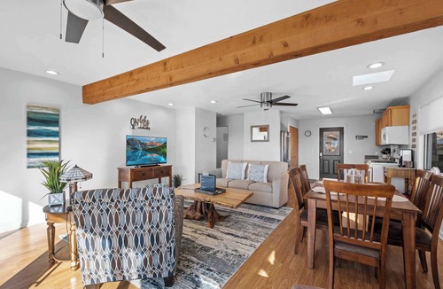 Se Ree House | Lakefront Home|Serene Views|Near Mammoth Cave
