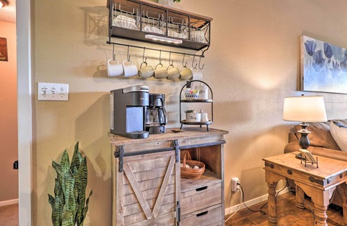 Point Venture House | Lakefront Home w/ Point Venture Golf Access!