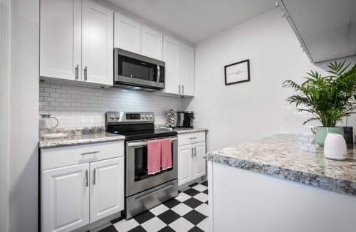 Arlington House | Lakefront Home with Outdoor Pool Table, Firepit, and Grill in Jacksonville