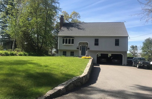 Lake Pearl House | Lakefront Home with A/C just 5 miles to World Cup games at Foxboro.