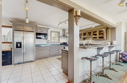 Franklin House | Lakefront home with gym, game room, home theatre, & private beach with boathouse
