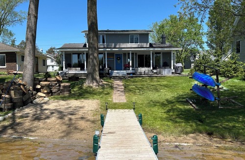 Holly House | Lakefront Home with Private Beach
