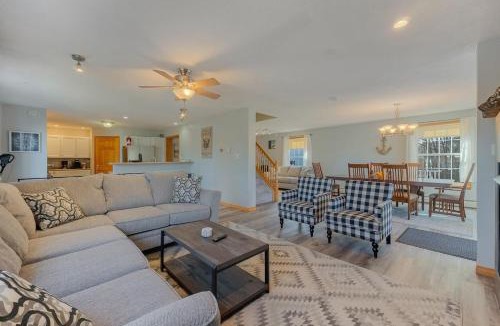 Lebanon House | Lakefront Home with Private Beach Access & Hot Tub
