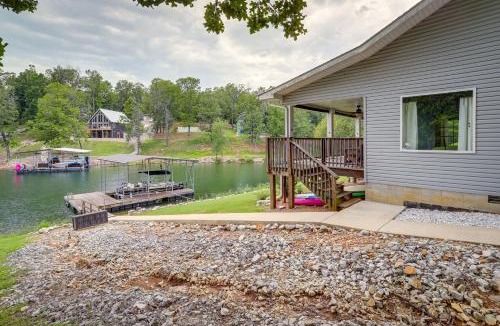 Horseshoe Bend House | Lakefront Horseshoe Bend Home w/Boat Dock!