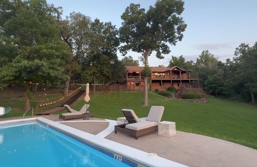 Mountain Home House | Lakefront House Sleeps 19 Heated Pool Frisbee Golf 7 mins to Marina