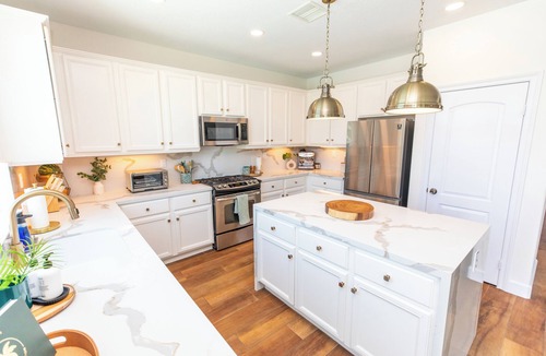 Terra Lago House | Lakefront Large Saltwater Pool & Spa, 2 King beds, brand new fire features!