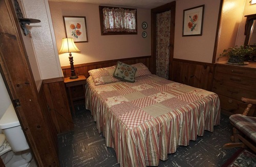 Holderness Cabin | Lakefront Lodge on Squam Lake