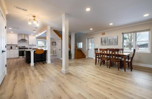 Saratoga Springs House | Lakefront Luxury at Stony Pointe