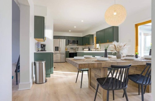 Athens House | Lakefront Luxury: Private Hudson Valley House w/Direct Water Access 8 Guests