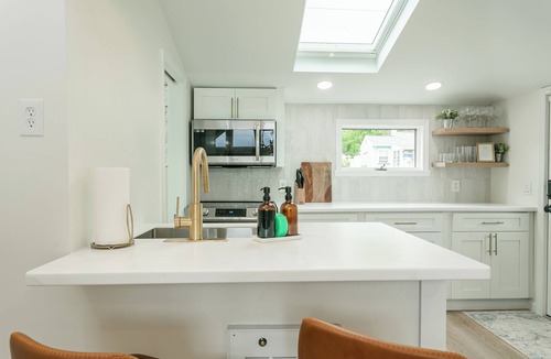 Honeoye Cottage | Lakefront Modern Escape in the Finger Lakes