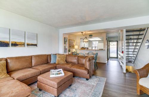 North Shore House | Lakefront Moneta Home w/Community Dock!