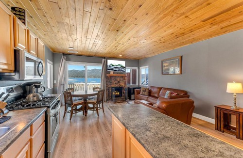 Big Bear Lake House | Lakefront Oasis