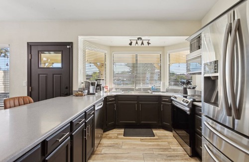 Garden Lakes House | Lakefront Oasis w/Pool & Hot Tub | 3b 2bth