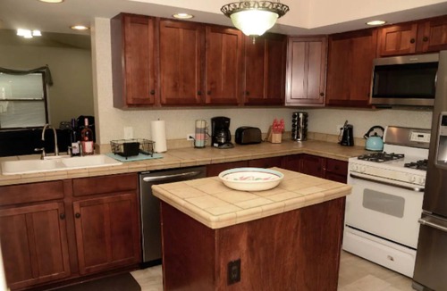 Kingsley House | Lakefront offers privacy, year around fishing and nearby skiing at Elk Mountain!