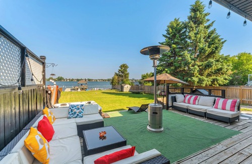 Chestermere Cottage | Lakefront Paradise, Hot Tub, Private Beach, Covered Dock, Kayaks, Near Downtown