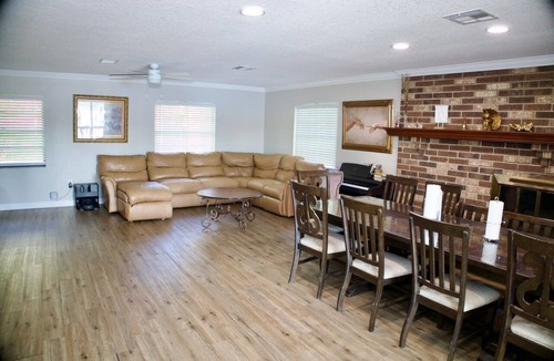Eustis House | Lakefront Paradise Sauna Hot Tub Jet Skis Sunset Views