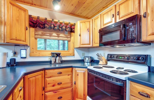 Presque Isle Cabin | Lakefront Presque Isle Cabin w/Private Dock