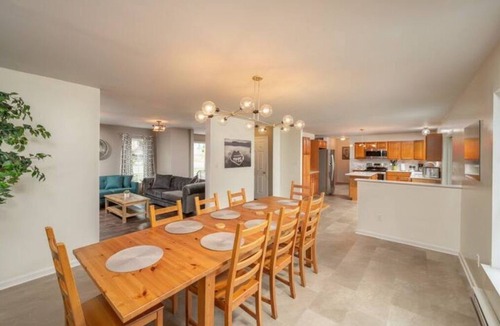 Tobyhanna House | Lakefront - Private Dock, Pool, Boat, Kayaks, Fire Pit, Game Room