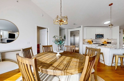 Lake Delton Condo | Lakefront resort townhome with resort pools/beaches, private deck, & fireplace