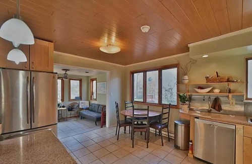 Pocono Summit Ski Chalet | LAKEFRONT Rustic Retreat- Hot Tub, Gameroom, Firepit, Kayaks, Dock, BBQ