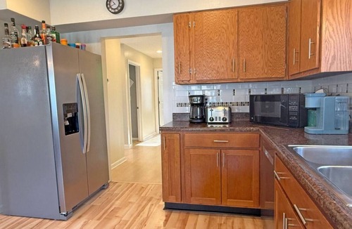 Kelleys Island House | Lakefront Sunset Serenity - 4 Bedrooms/2 Bathrooms