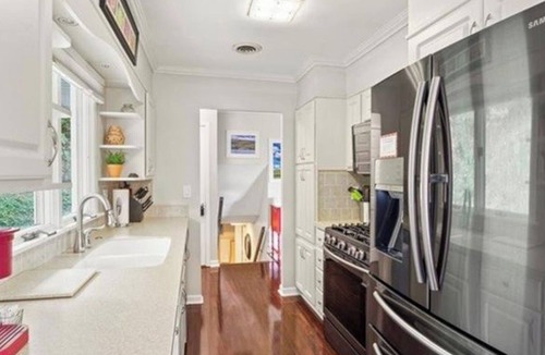 Canandaigua House | Lakefront Vibes & Wine Country 3BR Near Downtown, CMAC Canandaigua Lake Overlook