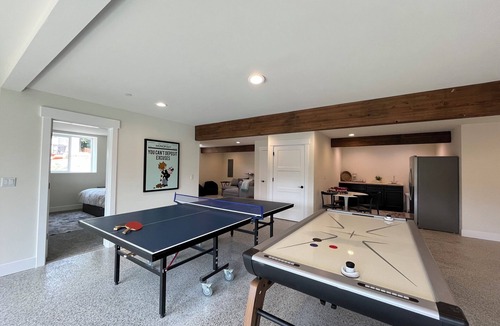 Anderson Island House | Lakefront w/dock 4-bedtoom modern house on delightful Anderson Island